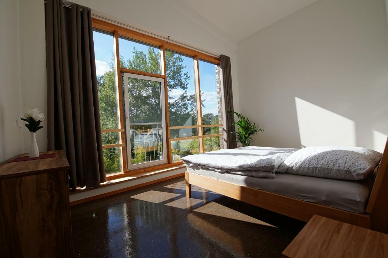 Gaestewohnung Hardinghaus Am Teich 워렌도르프 외부 사진