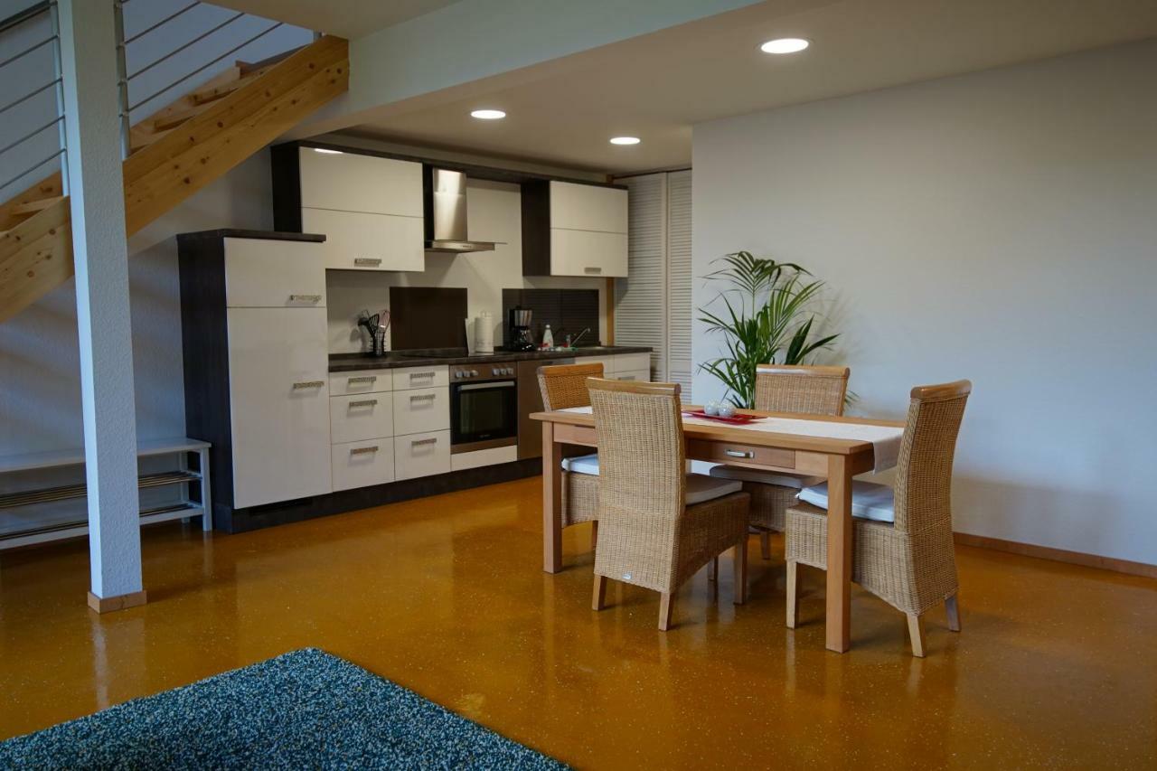 Gaestewohnung Hardinghaus Am Teich 워렌도르프 외부 사진