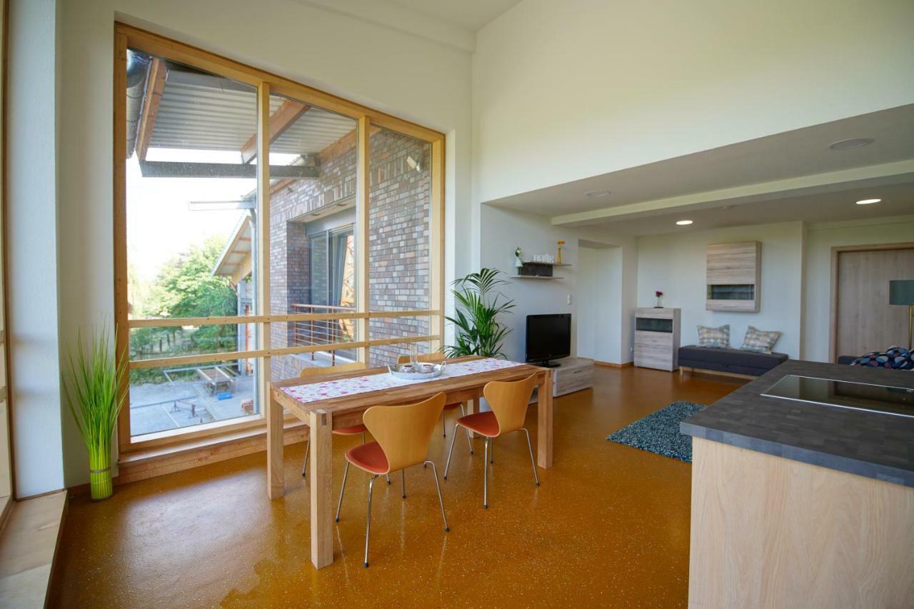 Gaestewohnung Hardinghaus Am Teich 워렌도르프 외부 사진